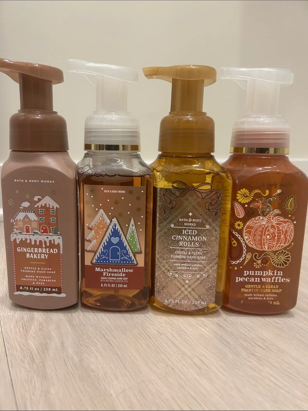Bath & Body Works (NWT) Foaming Hand Soap Set of 4 #7–Various Scents